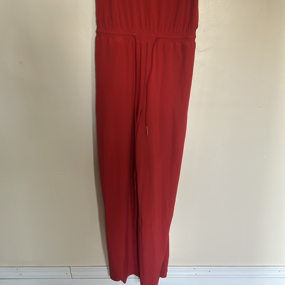 Athleta Savannah "Red Clay" Jumpsuit with Wide-Leg and Adjustable Waist Size 8 - Picture 5 of 11